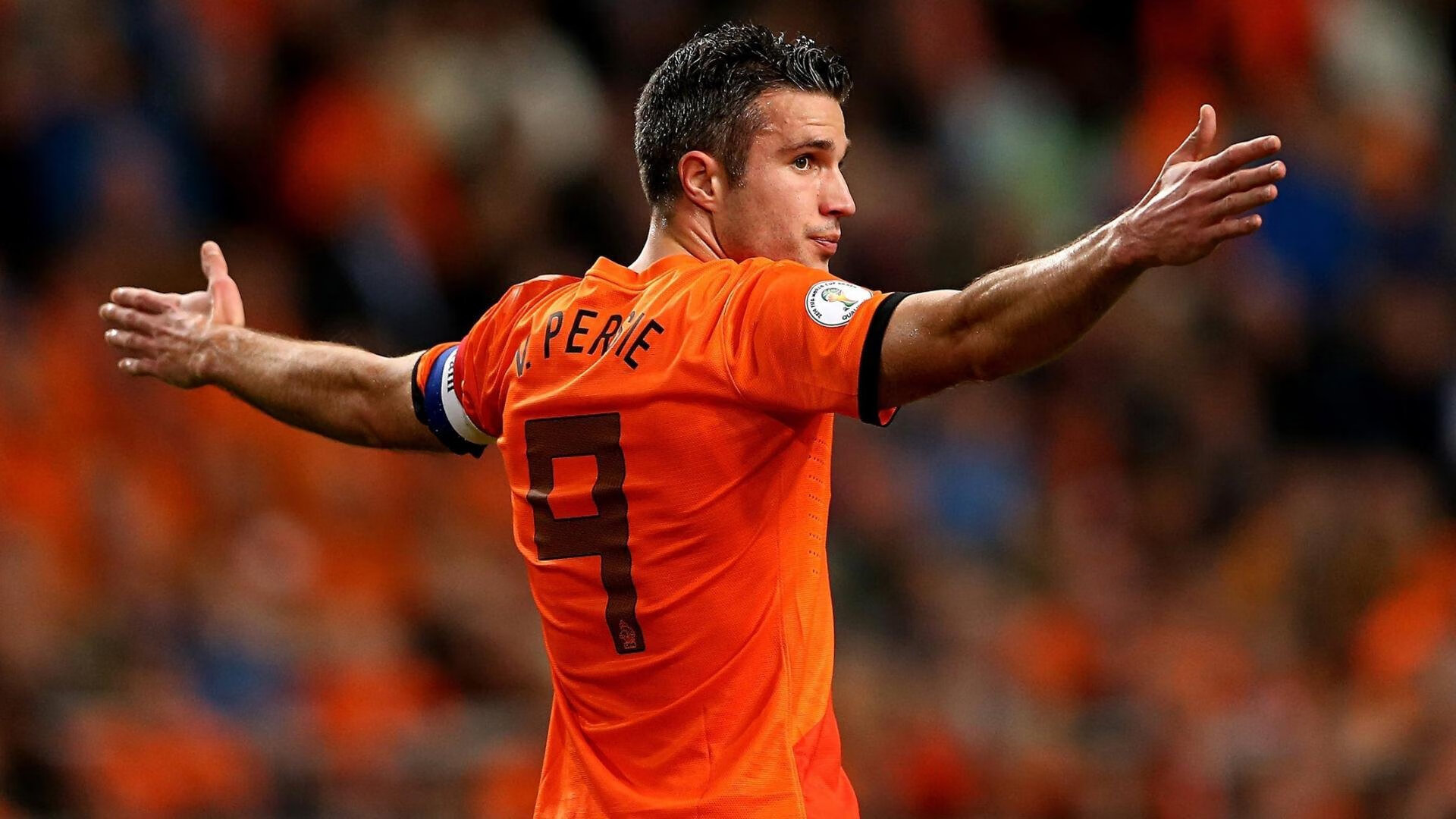 球员成长故事：从青训到国家队的转变，足球运动员青训